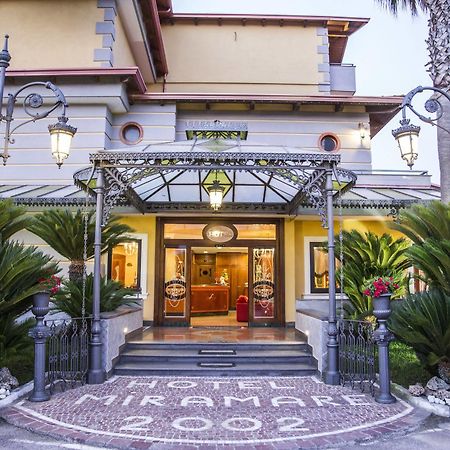 Hotel Miramare Varcaturo Exterior photo